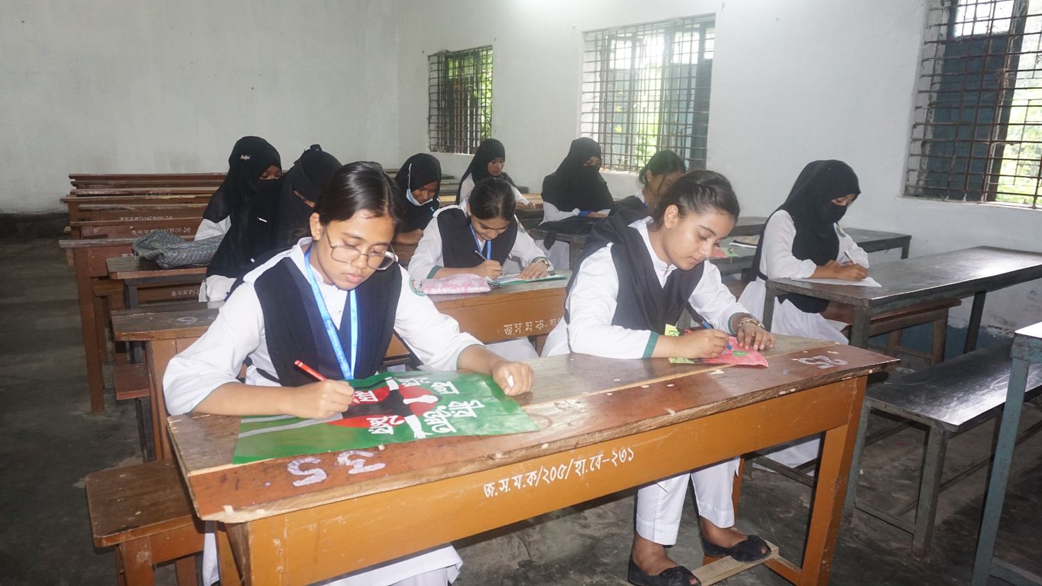 জুলাই গণঅভ্যুত্থান বর্ষপূর্তি-২০২৫ উপলক্ষ্যে আয়োজিত গ্রাফিতি